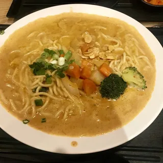 Vegetable Cream Curry Pasta