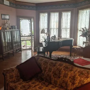 Main floor of the Abilene Inn