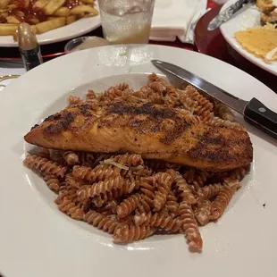 Salmon w rock hard gluten free Alfredo-less fusilli pasta
