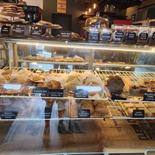 Pastry shelf