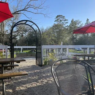 Pretty outside courtyard area