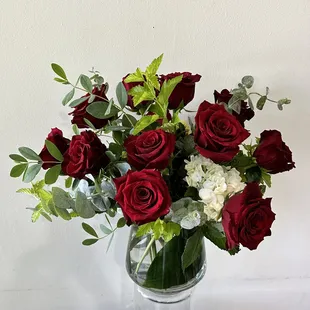 Designer dozen roses