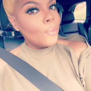 Tia M.