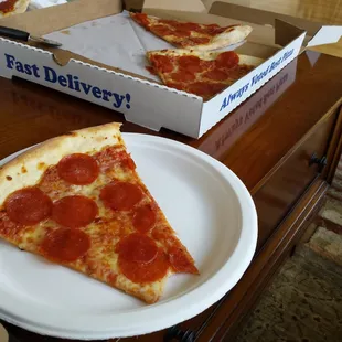 food, pizza