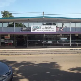 Auto Body Paint, Repair &amp; Accessories