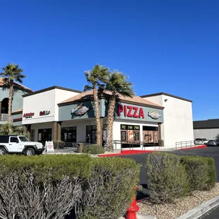 My first time here, let&apos;s see how it is!