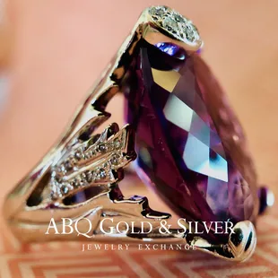Accessorize your fall wardrobe with this 18K white gold and amethyst statement ring!