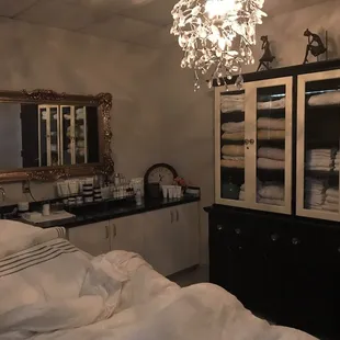 Cozy facial treatment room