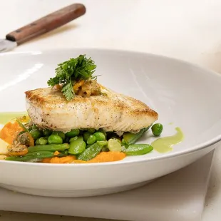 seafood, grilled seafood, grilled fish, fish, food