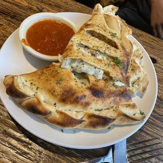 Classic Calzone