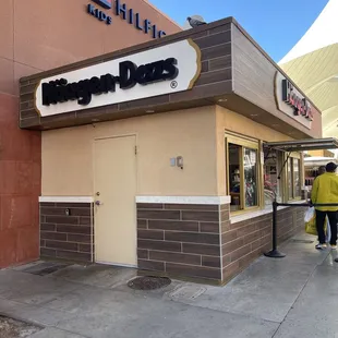 #restaurantappliance
 #CommercialOvens
 #CommercialFreezers 
 #WalkinCoolers
 #WalkinFreezers
 #WalkinRefrigerators
 #icemachine 
 #icemaker