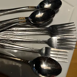 Dirty silverware&apos;s