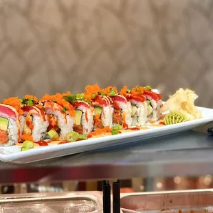 sushi, sashimi, sushi and sashimi, food