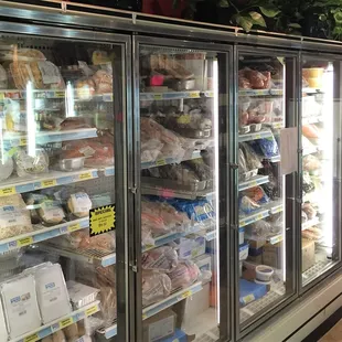 Over 100 different frozen items