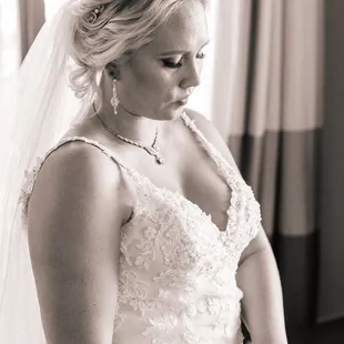 Black and white bridal portrait