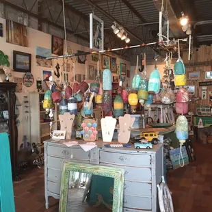 Super cute store with lots of display.