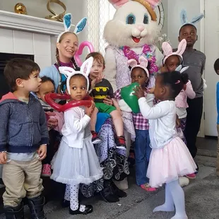 Miss Floppy and marebear  made my daughters 2nd bday party!!she was ecstatic!I would Highly recommend.Easy booking.Pleased