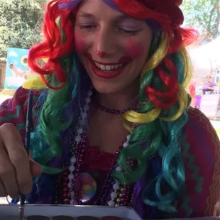 Giggles just loves to doodle Fun paintings on the kids at one of her favorite events A Day on the Farm at SoilBornFarms.