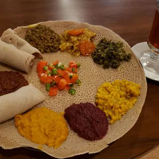 Vegan Platter (8 items)