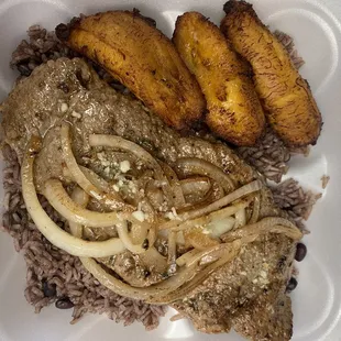 Bistec De Palomilla with Moro and Maduros for $8.99