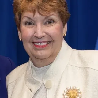 Donna W.
