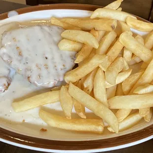 My kid and her CFS lol. I didn't try it but she really liked it.