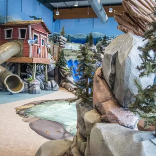 Children's Wing Play Area