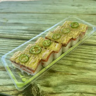 Aburi Salmon Oshi (6 pcs)