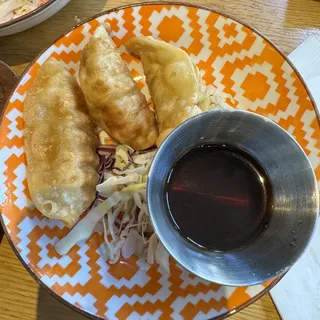 Fried Gyoza (6 PCS)