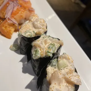 Bay Scallop Sushi