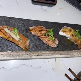 Aburi Sushi Flight