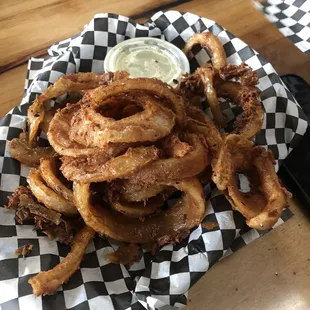 Onion rings with jalapeño ranch