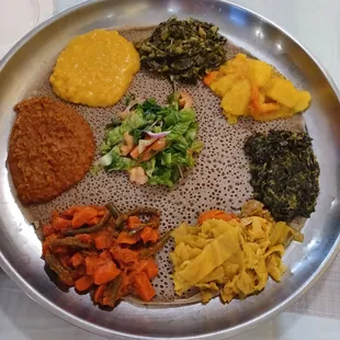 Vegetarian platter for two