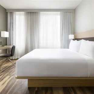 Book with no resort fees. King room. Purposeful design and modern comforts in all our downtown Honolulu hotel guest rooms.