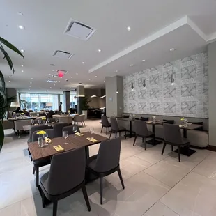 The Dotted Line restaurant