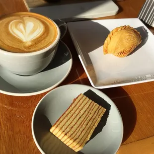 Almond Milk Latte
