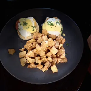 Eggs Benedict