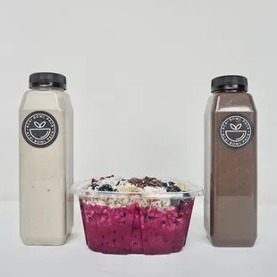 Trio pack includes one bowl and a choice of two drinks!