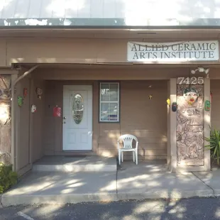 Entrance to ACAI. Classes entrance on side of building.