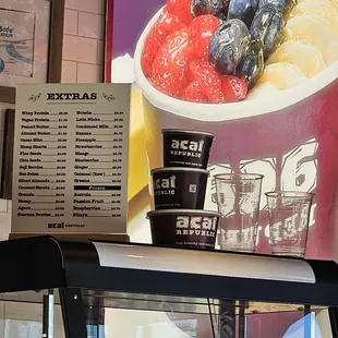 Acai bowl sizes. Small med large