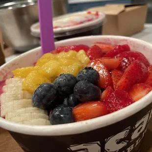 Acai bowl