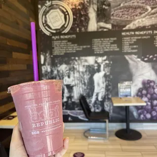 The Classic Smoothie with coconut milk and vegan protein