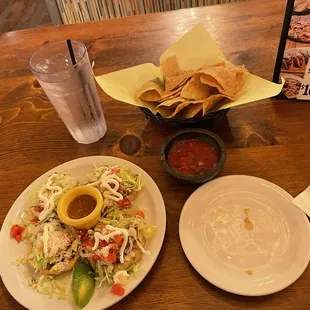 Sopes de La Calle! They are so small!