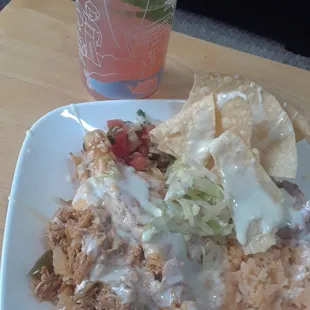 Plates full, glass half full. Yummy!