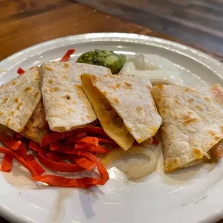 SHREDDED CHICKEN QUESADILLA