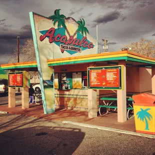 A warm March afternoon at Acapulco. Perfect.