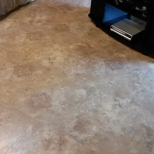 More of finish floor. Very nice!