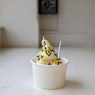 Vanilla Soft Serve with (free) Sprinkles! IG: @bilalandjesseatfood