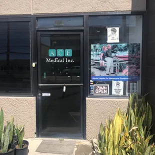 ACE Medical Honolulu
M-F 9-5