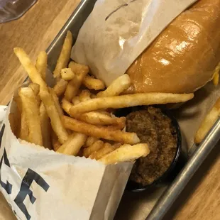 Ace burger w/friends